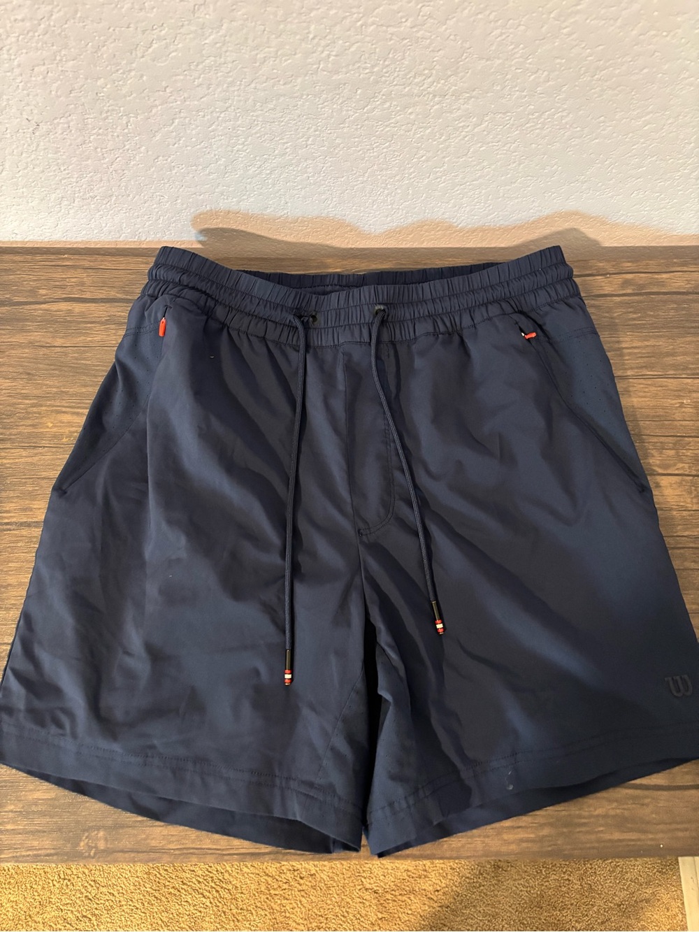 Wilson men’s shorts size medium